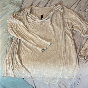 YOGALICIOUS light grey heathered  Top